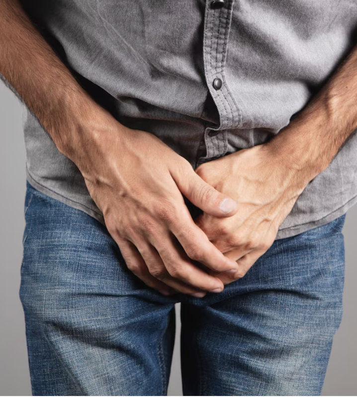 Pénoplastie : homme ayant un complexe par la taille de son penis